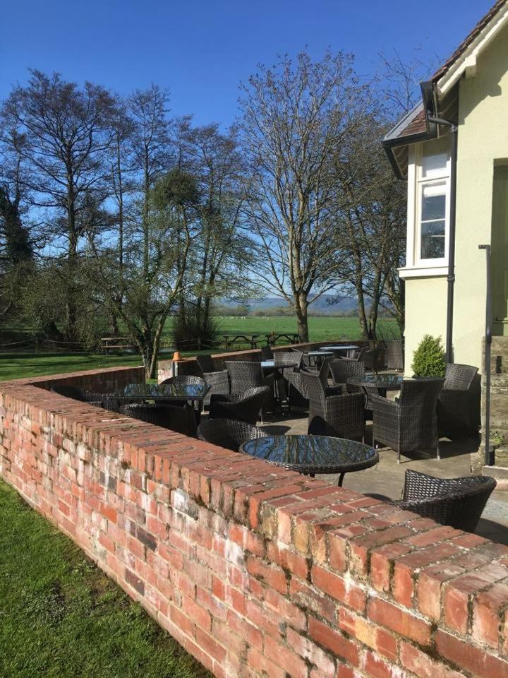 ホテル The Lion Leintwardine エクステリア 写真